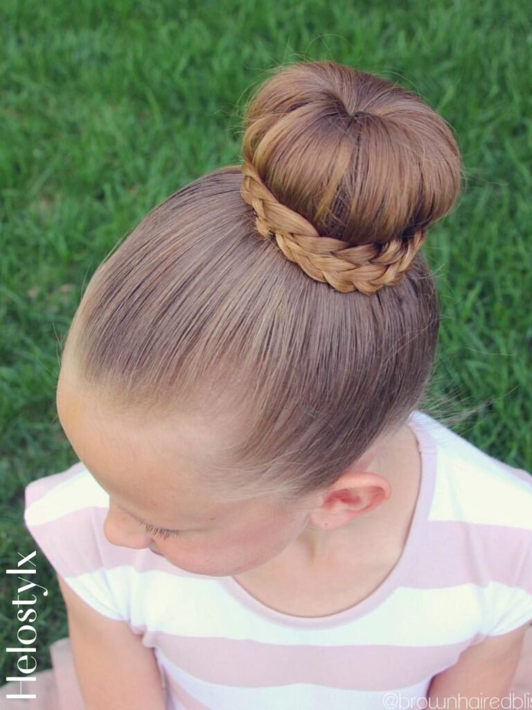 High Bun with Side Elastic Ladder