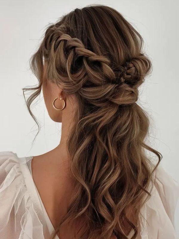 Symmetrical Twisted Half Up Bridal Hairstyle